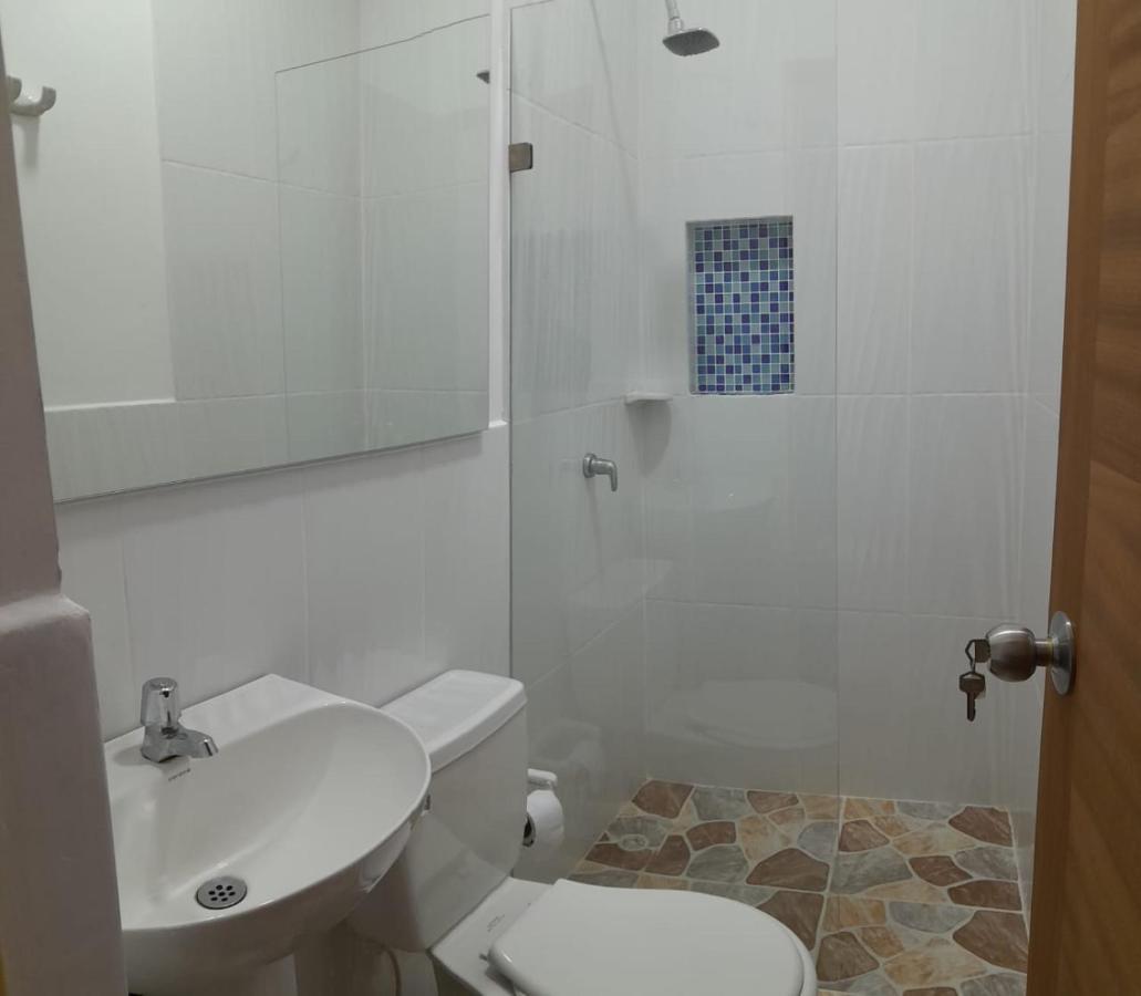 Hotel Santa Fe Del Parque Санта-Фе-де-Антьокия Экстерьер фото
