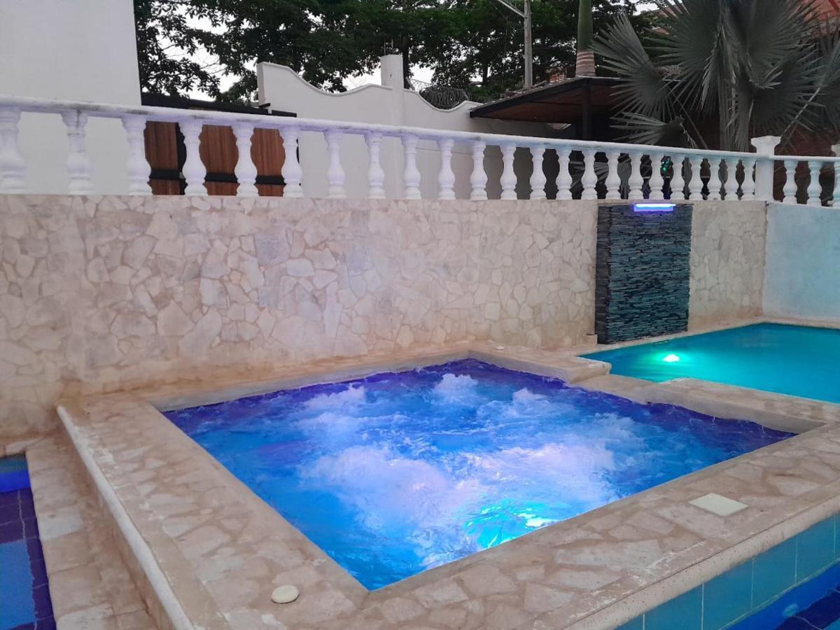 Hotel Santa Fe Del Parque Санта-Фе-де-Антьокия Экстерьер фото