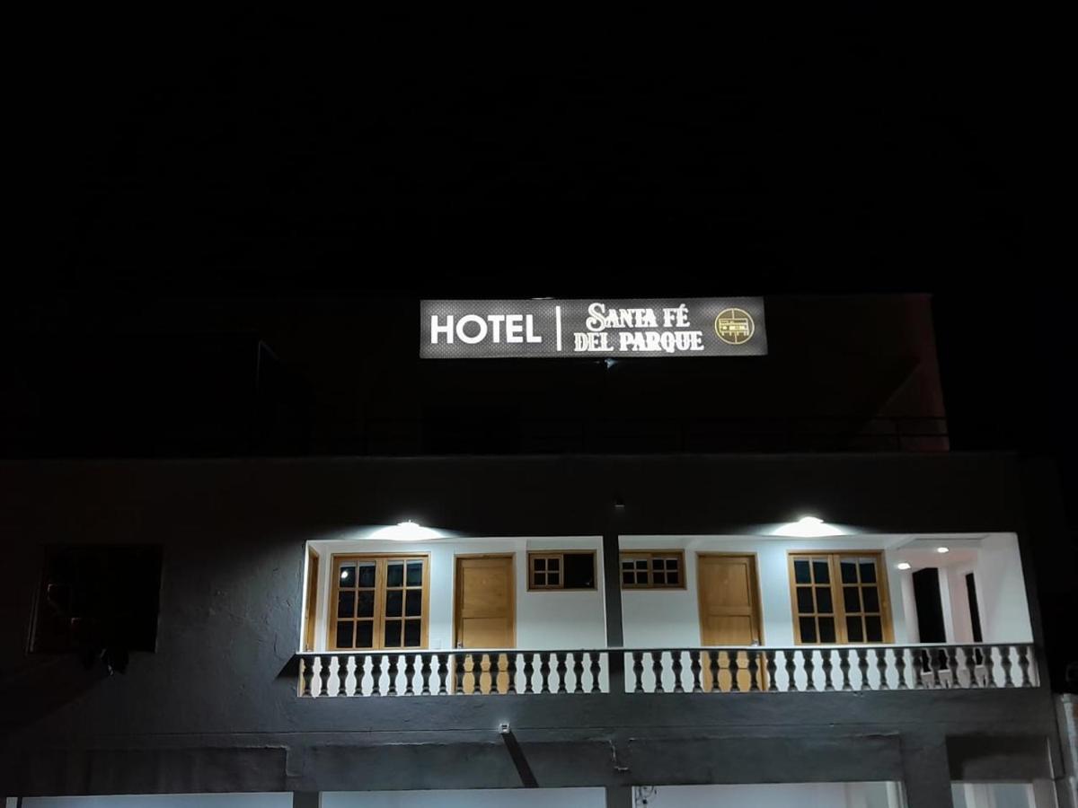Hotel Santa Fe Del Parque Санта-Фе-де-Антьокия Экстерьер фото